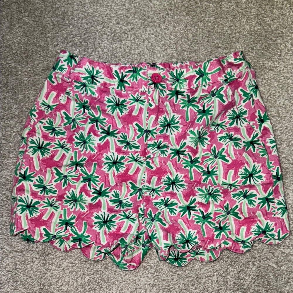 Crown & Ivy Girls’ Pink and Green Palm Scalloped Shorts - Size 8